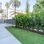 Aurea 27 - 5 Min Walk To Private Garden Semesterbostad *
