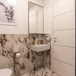 Aurea 27 - 5 Min Walk To Private Garden بيت للعطل *